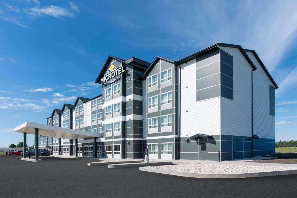 Microtel Inn & Suites By Wyndham Kanata Ottawa West Экстерьер фото