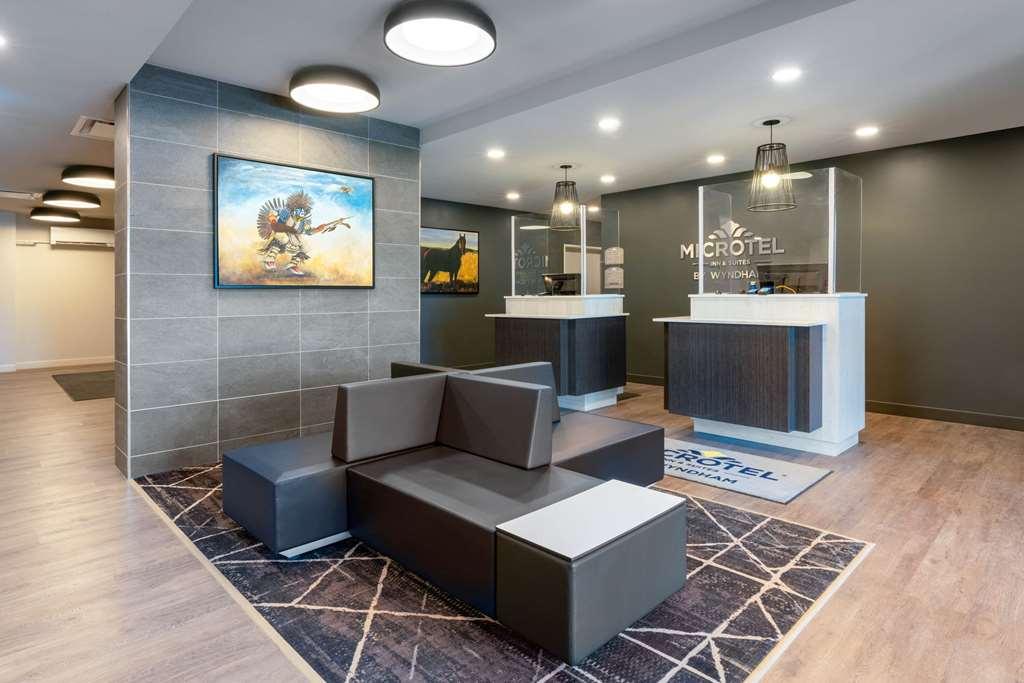 Microtel Inn & Suites By Wyndham Kanata Ottawa West Интерьер фото