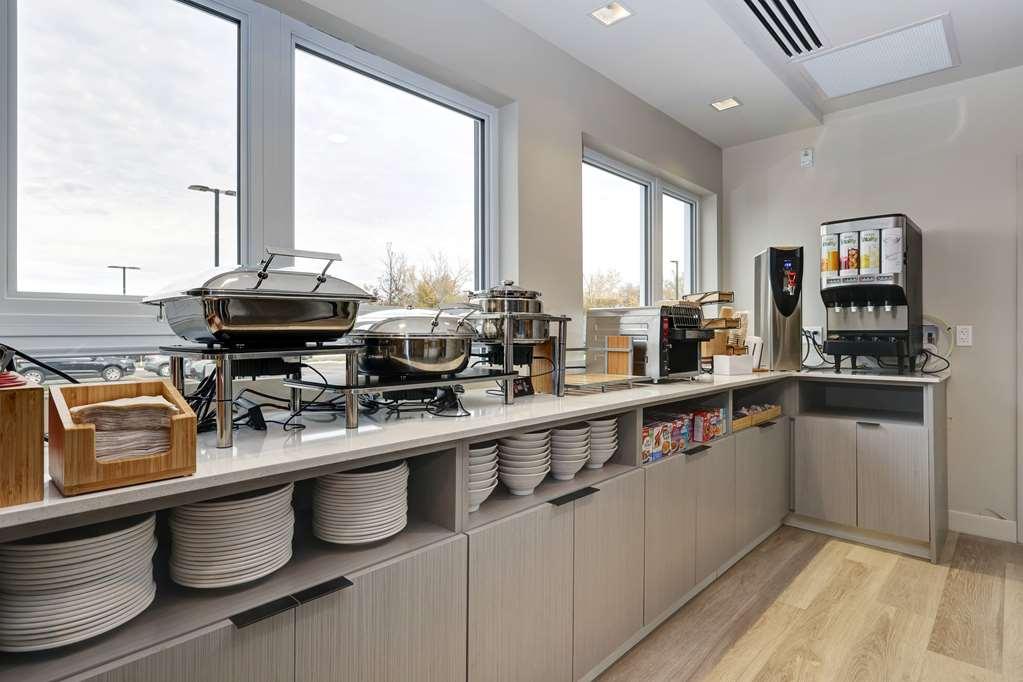 Microtel Inn & Suites By Wyndham Kanata Ottawa West Удобства фото